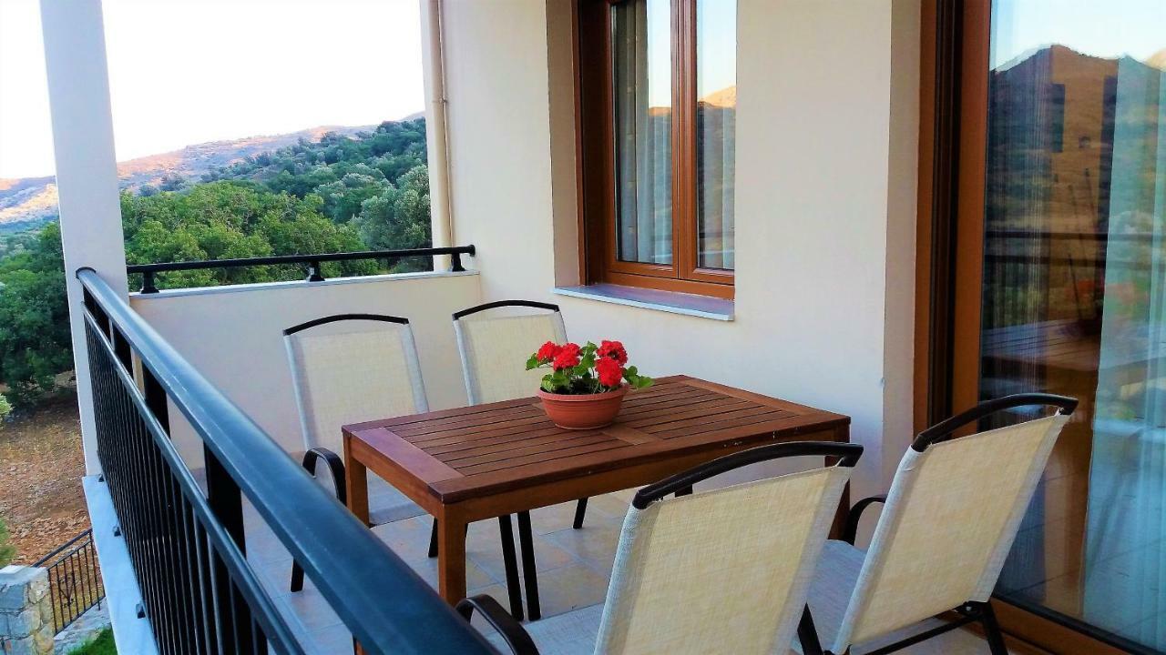 Petrochori Aparthotel Luaran gambar