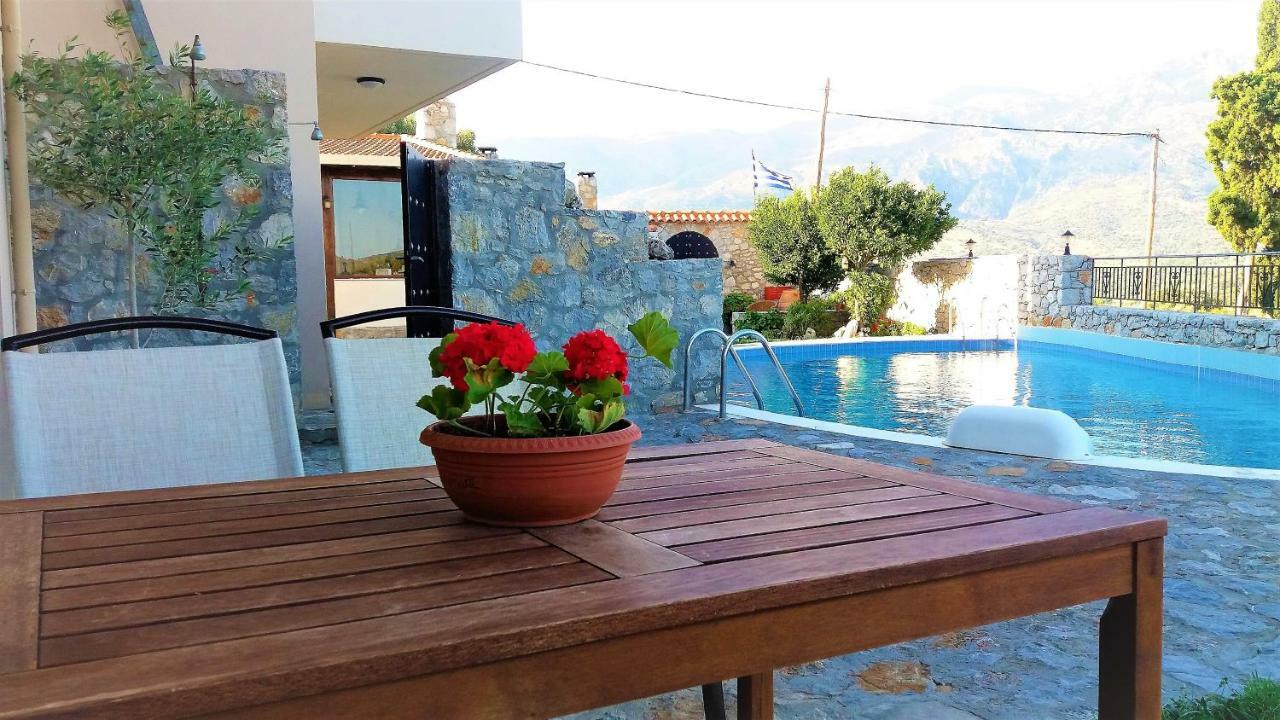 Petrochori Aparthotel Luaran gambar